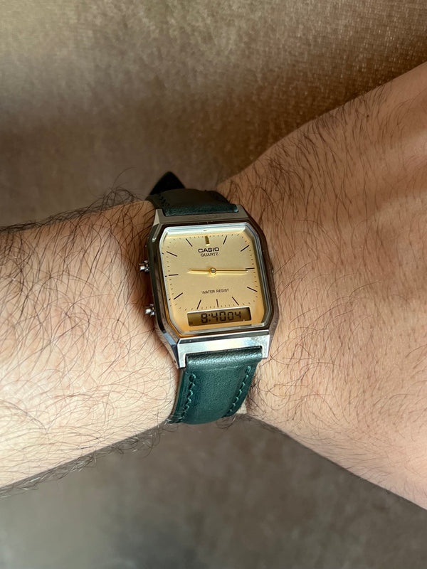 ساعة كاسيو للجنسين مع ستراب " تركوازي أخضر " مقاس 18,  Casio watch with Tiffany green strap “size 18 “
